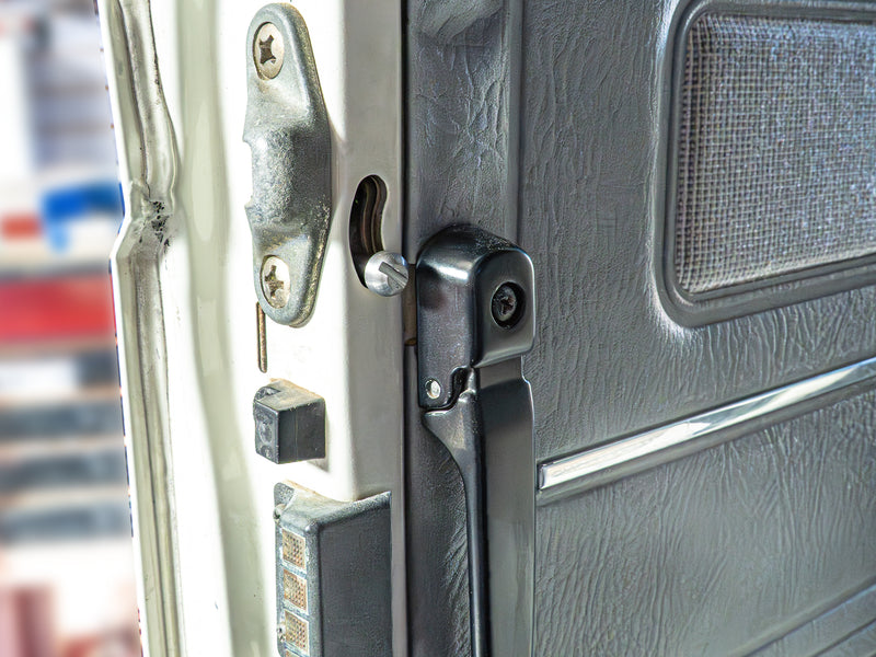 Lock Knob for Interior Sliding Door [Vanagon]