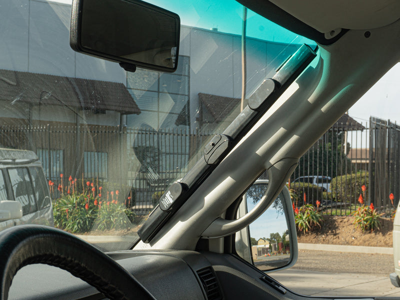 Retracting Sun & Privacy Shade [Bus/Vanagon/Eurovan]