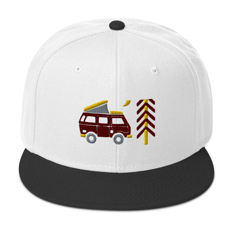 Allez dehors Van & Moon Snapback Hat